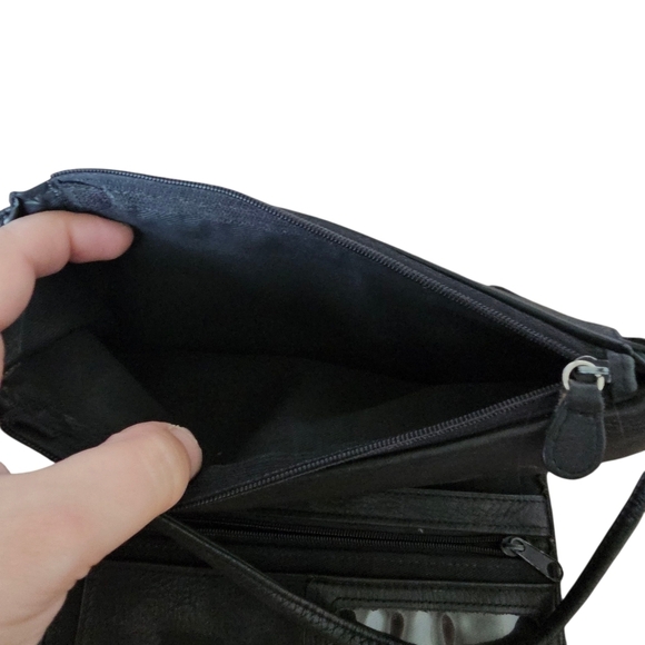 Vintage Y2k Fossil Small Black Leather Organizer Crossbody Bag - Picture 4 of 7